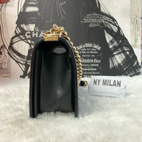 CHANEL
Medium Python Boy Bag - Picture 3 of 12